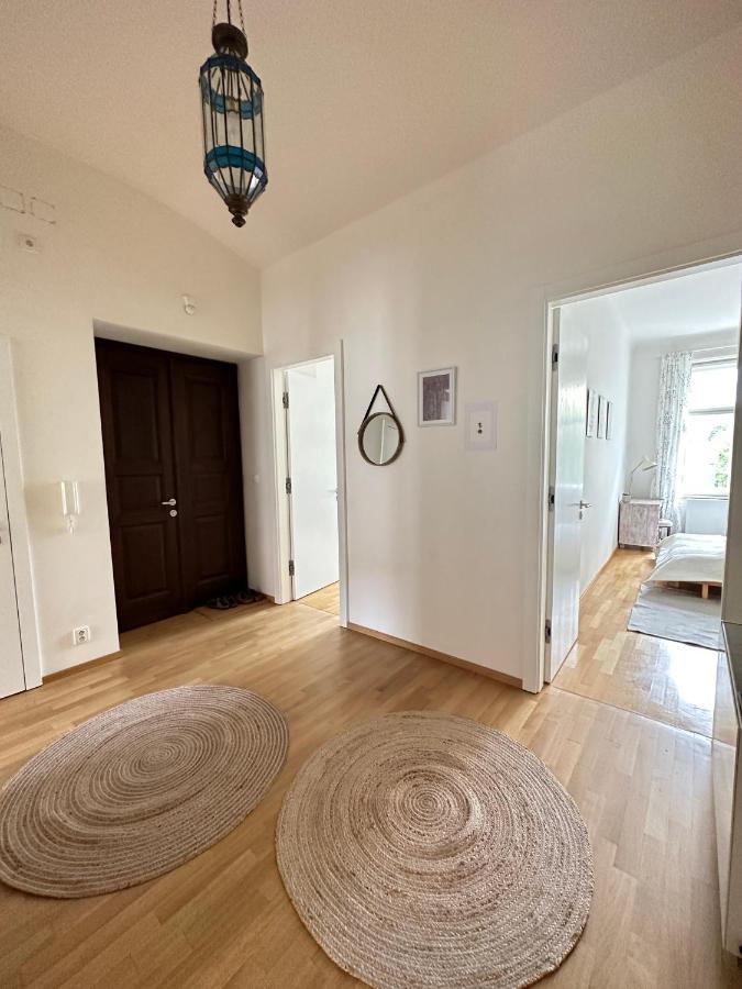 3bdr Bohemian Style Flat With Balcony Prag